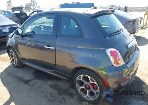 2016 Fiat 500 Sport z USA, uszkodzony, nr VIN 3C3CFFBR3GT170607